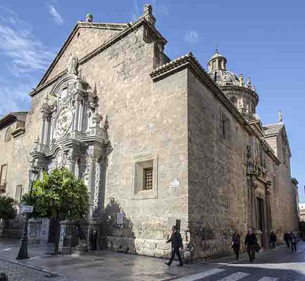 Granada 250 - parroquia Santos Justo y Pastor.jpg